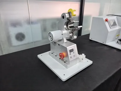 垂直布匹卷绕机 JW-25W Thumb