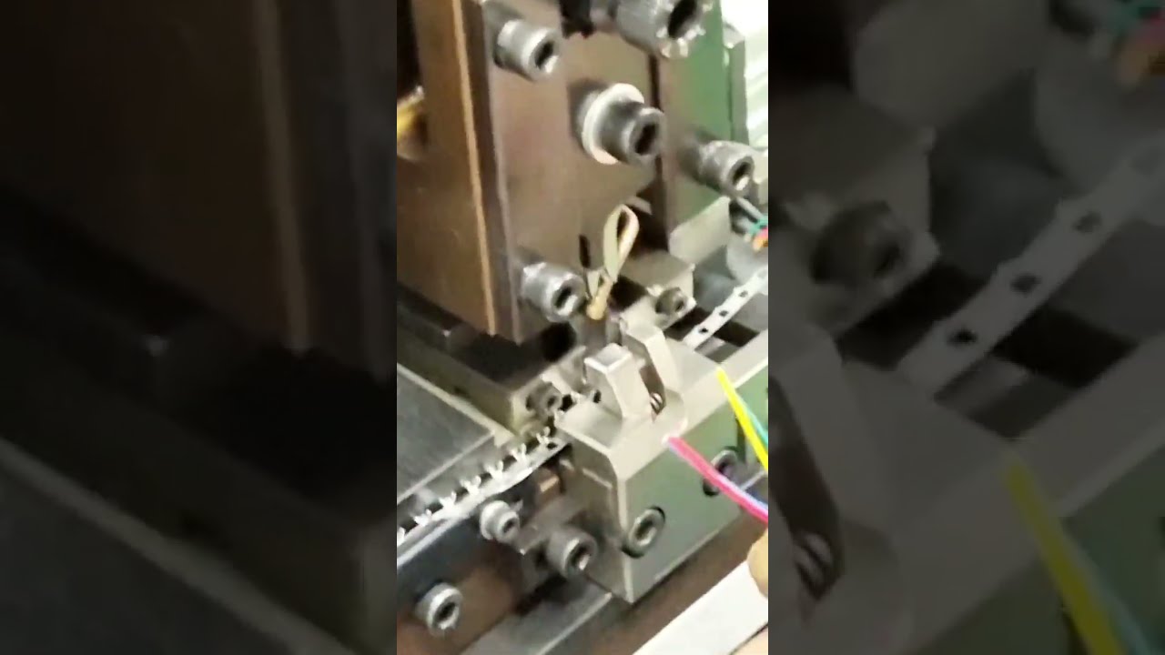 連續式端子壓著機 | 水平電纜剝線機 #機械 #電纜剝線機 #工廠 #工具