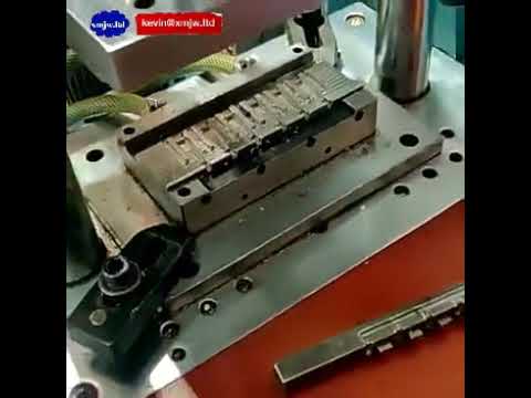 20克手動迷你PVC射出成型機｜數據線接頭製造專用機