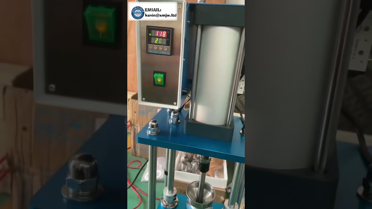 小型立式射出成型機｜線開關充電插頭物件 ABS PP PE 10g 塑膠原料