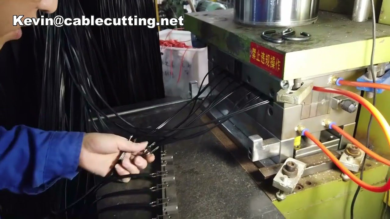 塑膠電源插頭模具｜高精密射出成型插頭模具製造