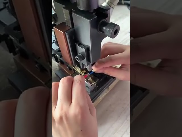 40噸超靜音鏈式端子壓接機｜適用10mm² (AWG 7) 電線｜高效自動化壓接設備