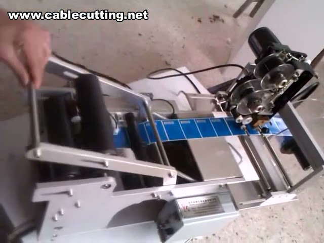 圓瓶貼標機｜半自動貼標機｜高效能瓶裝貼標與填充設備